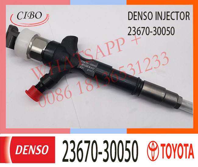 Injektor Bahan Bakar Diesel 23670-30050 095000-5880 095000-5881 Untuk Toyota Hilux Hiace 2KD-FTV